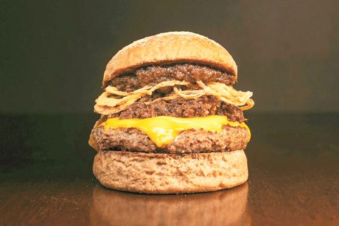 bacon cheeseburger
