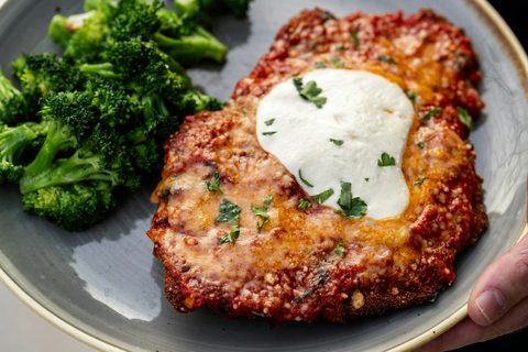 chicken cutlet parmigiana